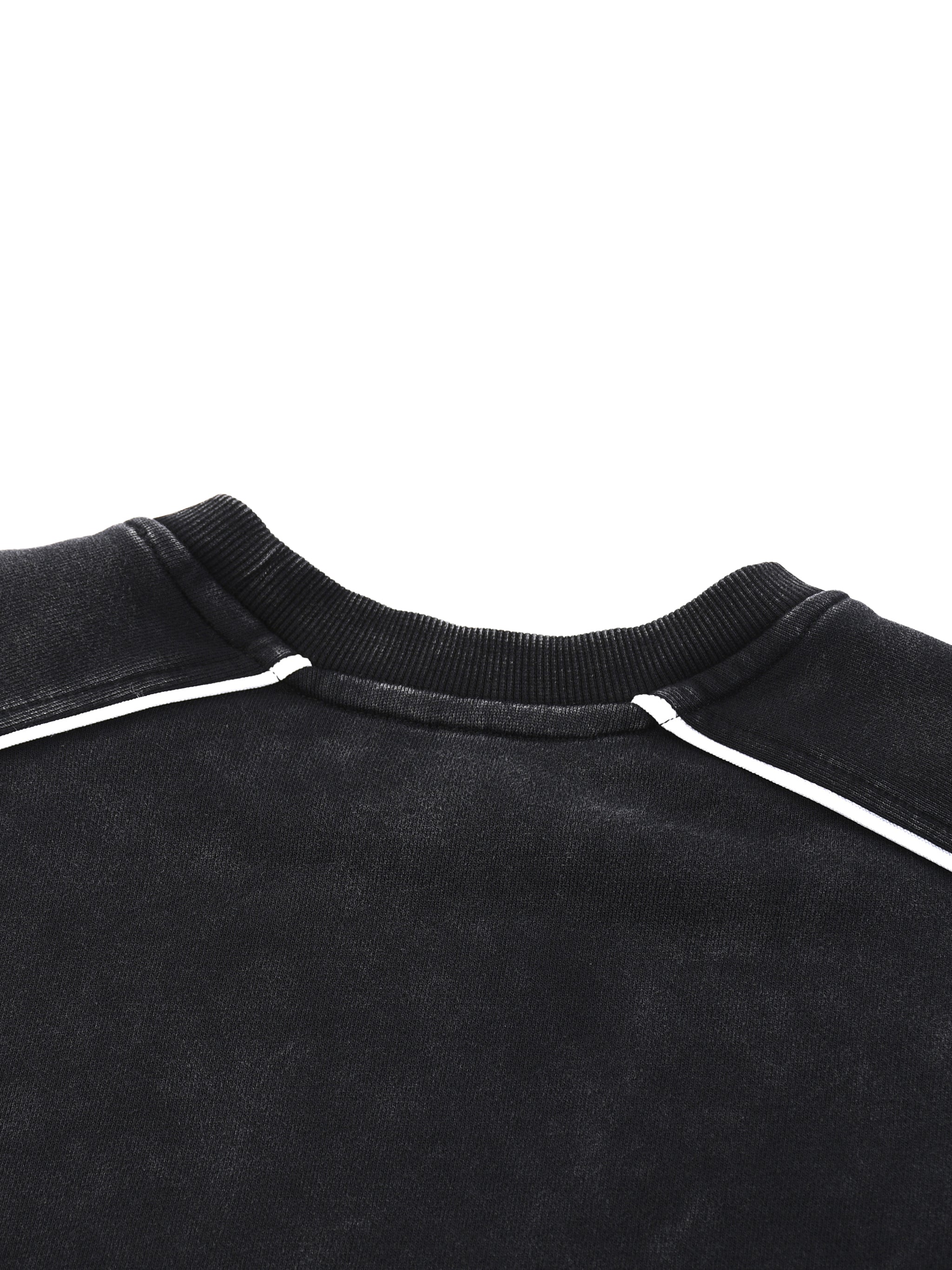 MINERAL WASH PIPED CREWNECK